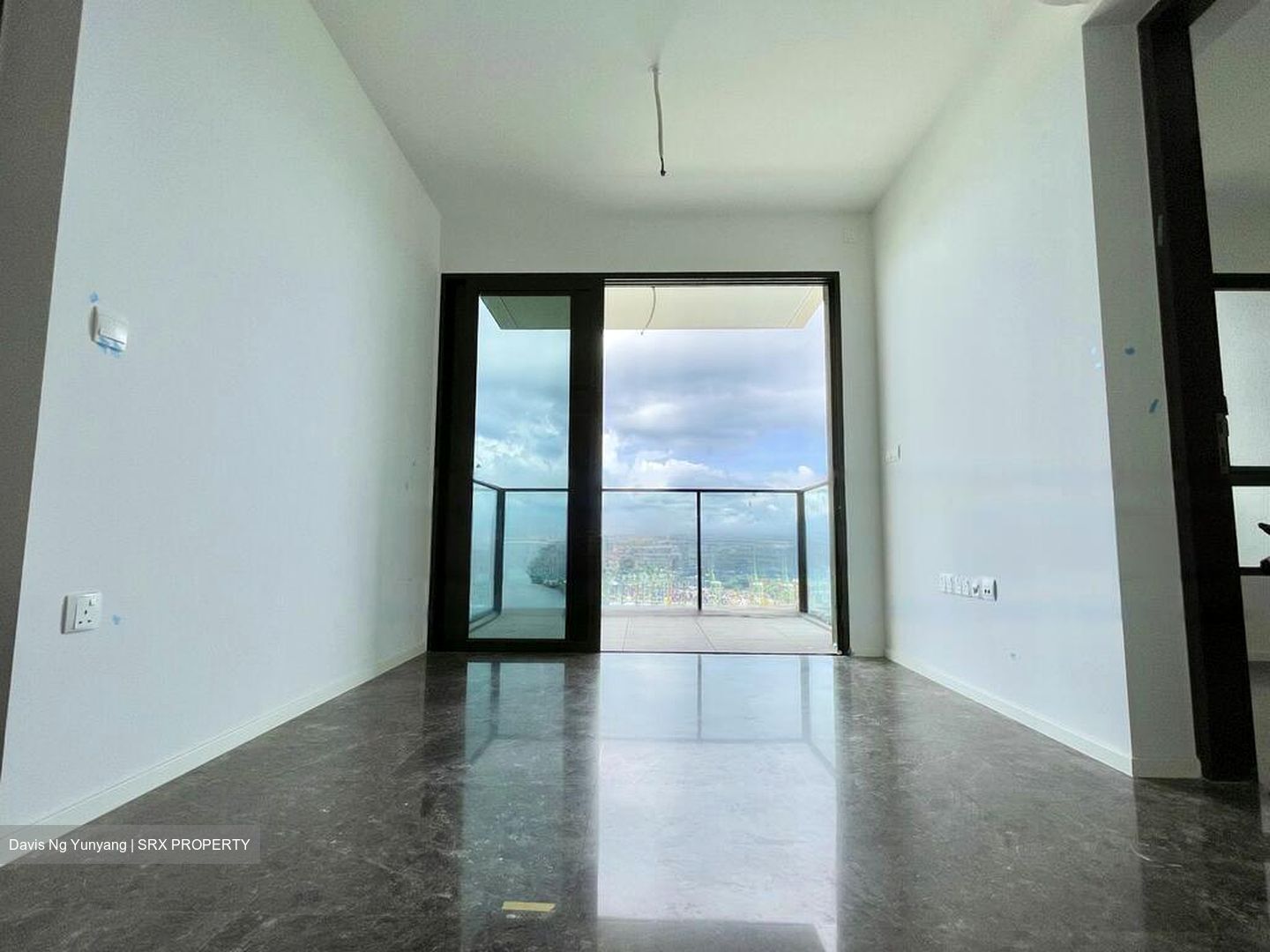 Avenue South Residence (D3), Apartment #464098061